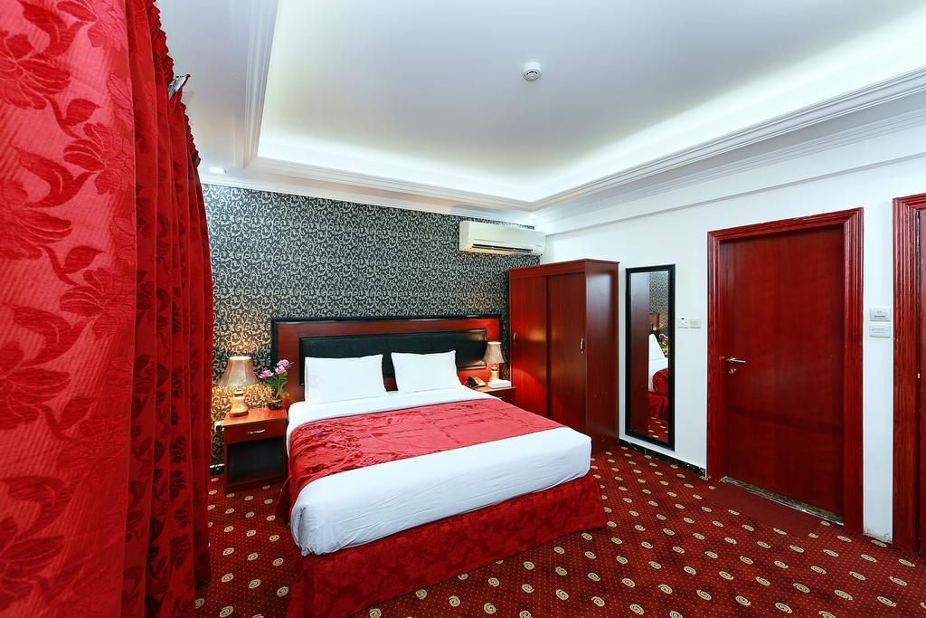 Gulf Star Hotel Dubai Bagian luar foto
